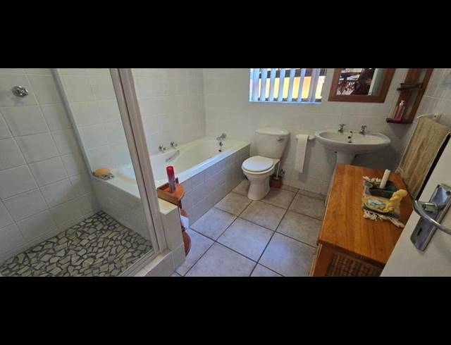 3 BEDROOM HOUSE FOR SALE IN DOLPHIN CREEK GOLF ESTATE